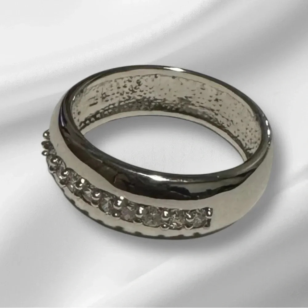 🇨🇦🆕5th Avenue Rhodium Ring - Picture 3 of 16